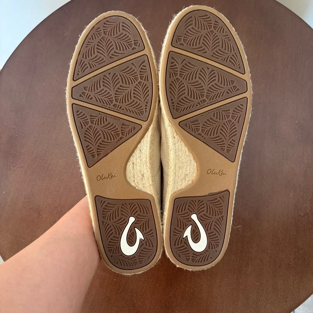 Olukai Women’s Kaula Pa' A Kapa Linen Espadrille Slip-On Shoe in Cream, Size 11